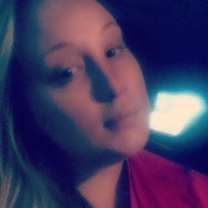 Meet your Posher, Adriane